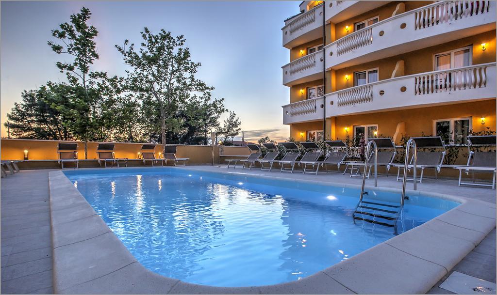 Aparthotel Zaton Zaton  Exteriör bild