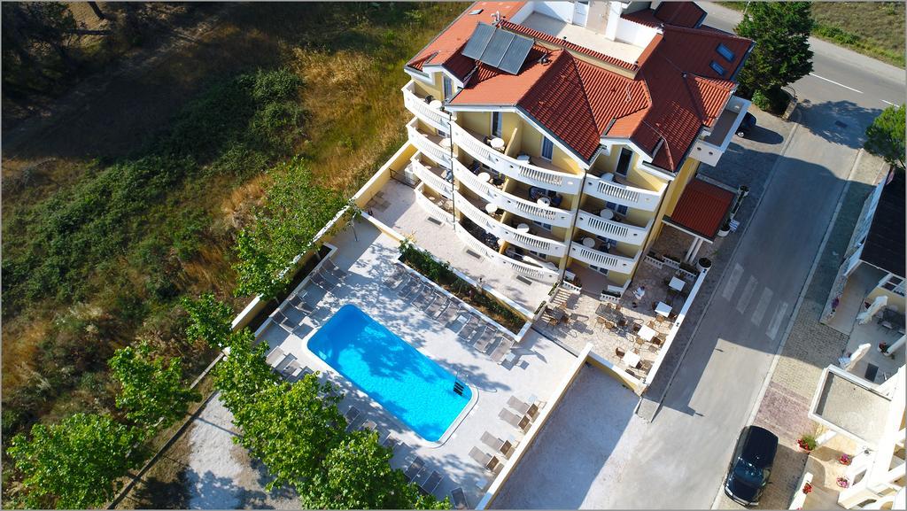 Aparthotel Zaton Zaton  Exteriör bild