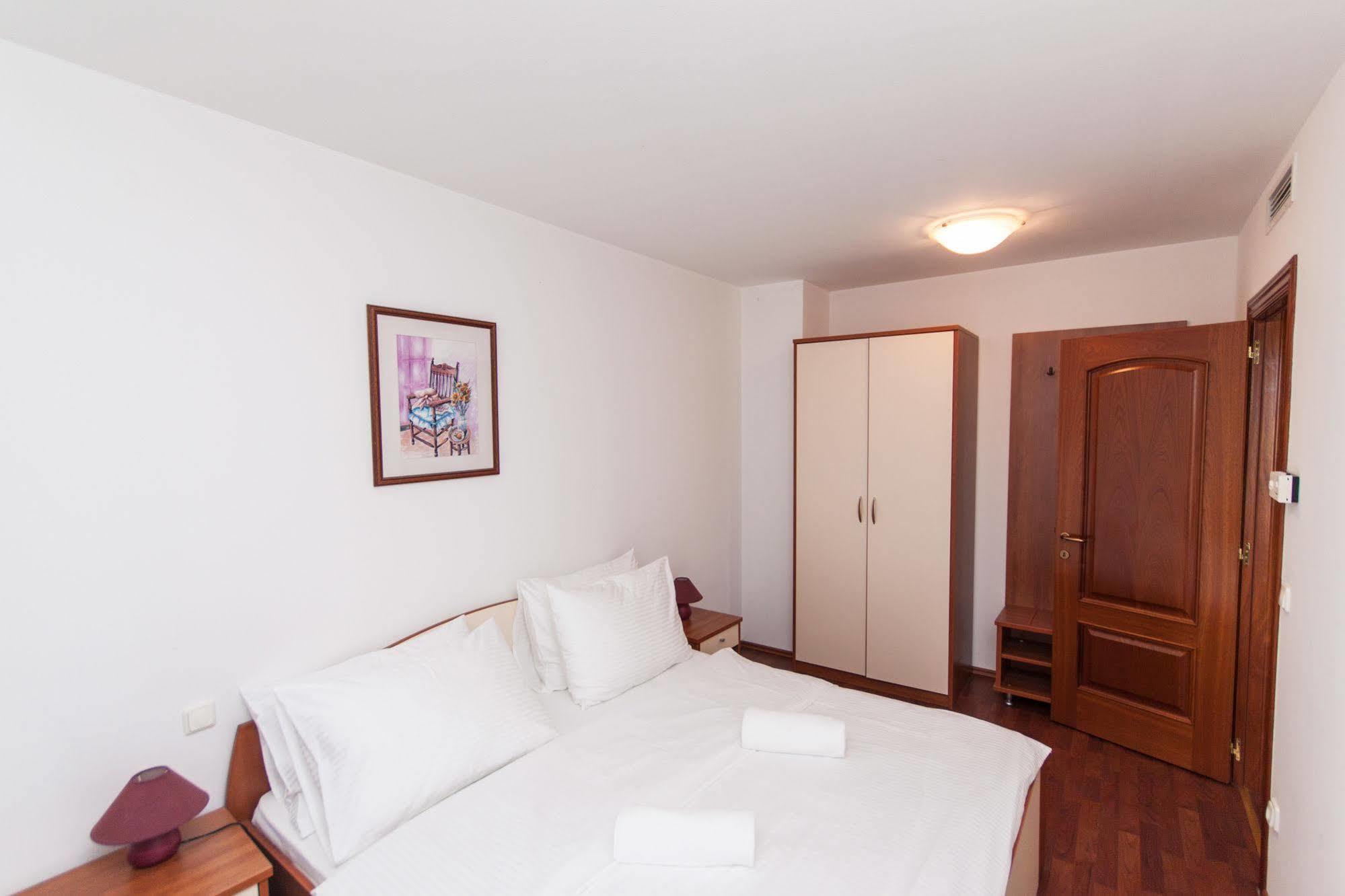 Aparthotel Zaton Zaton  Exteriör bild